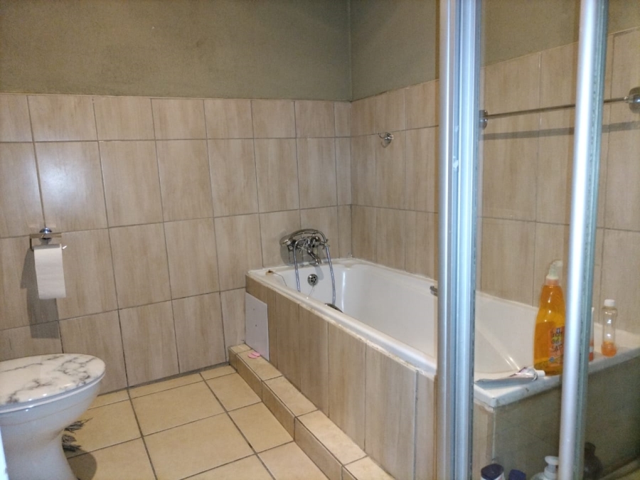 3 Bedroom Property for Sale in Rustenburg Central North West